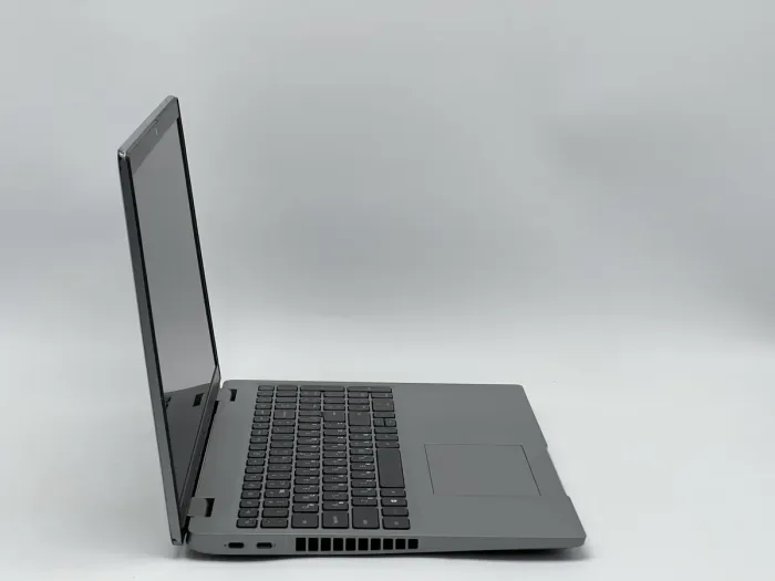 Ноутбук Dell Latitude 5520, i5-1135G7, 16 GB, 240 GB, Intel Iris Xe Graphics, 1920x1080, IPS [TI2604772] БУ - зображення 2