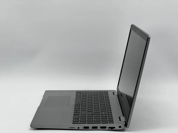 Ноутбук Dell Latitude 5520, i7-1185G7, 16 GB, 240 GB, Intel Iris Xe Graphics, 1920x1080, IPS [SH2602005] БУ - зображення 3