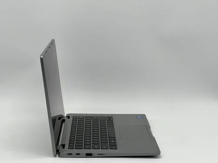Ноутбук Dell Latitude 5320 2-in-1, i7-1185G7, 16 GB, 240 GB, Intel Iris Xe Graphics, 1920x1080, IPS [SH26031380] БУ - зображення 2