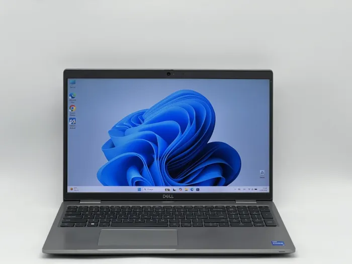 Ноутбук Dell Latitude 5520, i5-1135G7, 16 GB, 240 GB, Intel Iris Xe Graphics, 1920x1080, IPS [SH2607713] БУ - зображення 1