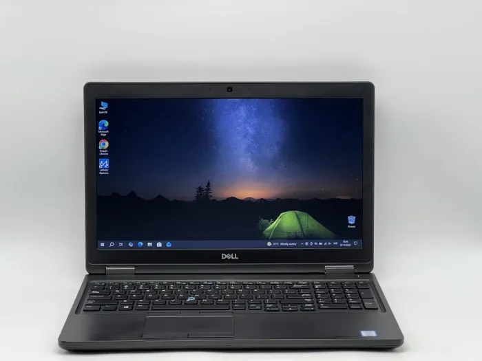 Ноутбук Dell Latitude 5590, i5-7300U, 8 GB, 120 GB, Intel HD Graphics 620, 1366x768, TN [SH2606965] БУ - изображение 1