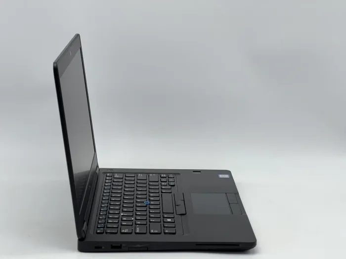 Ноутбук Dell Latitude 5490, i5-7300U, 8 GB, 240 GB, Intel HD Graphics 620, 1920x1080, IPS [SH2605731] БУ - зображення 2