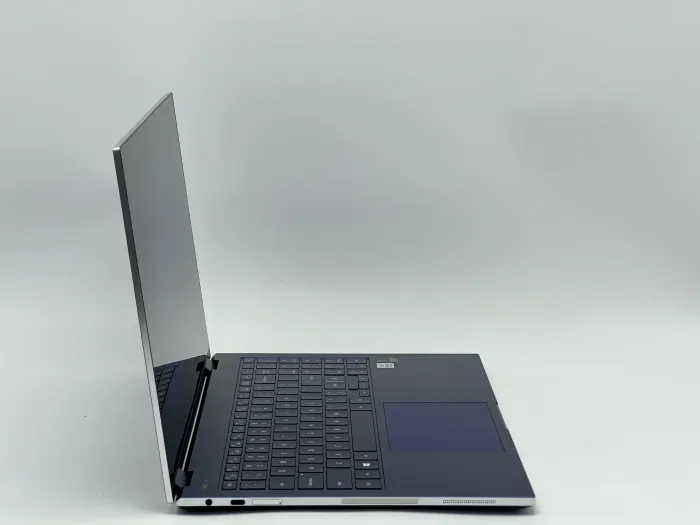 Ноутбук Samsung GalaxyBook Flex NP950QCG -K01US, i7-1065G7, 12 GB, 480 GB, Intel Iris Plus Graphics, 1920x1080, IPS [SH2603328] БУ - зображення 2