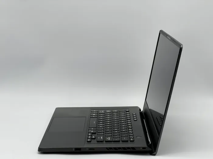 Ноутбук Asus ROG GA503RM-HQ079, AMD Ryzen 7 6800HS, 24 GB, 960 GB, NVIDIA GeForce RTX 3060, 2560x1440, IPS [OX2602627] БУ - зображення 3