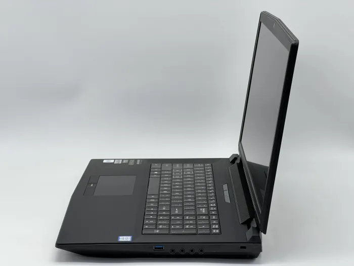 Ноутбук Sager X95 P770DM, i7-6700K, 16 GB, 120 GB, NVIDIA GeForce GTX 980M, 1000 GB, 1920x1080, IPS [SH26061153] БУ - зображення 3