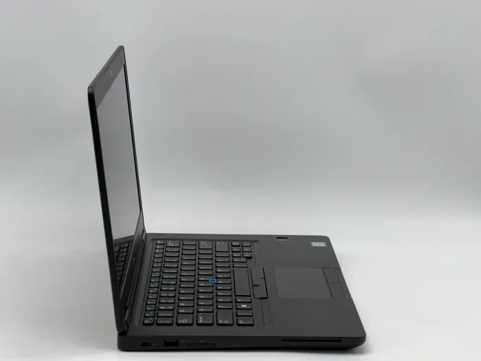 Ноутбук Dell Latitude 5490, i5-7300U, 8 GB, 240 GB, Intel HD Graphics 620, 1920x1080, IPS [SH2606966] БУ - зображення 2