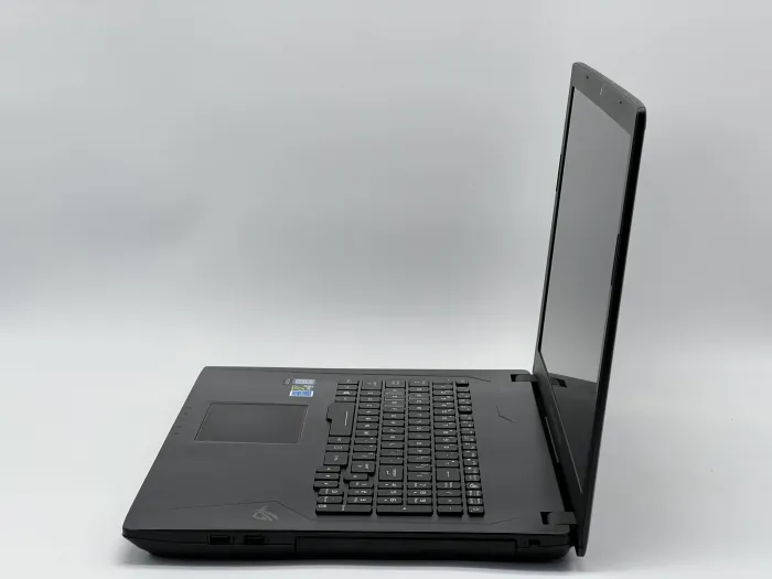 Ноутбук Asus ROG GL753VE-IS74, i7-7700HQ, 16 GB, 960 GB, NVIDIA GeForce GTX 1050 Ti, 1920x1080, IPS [SH26031312] БУ - зображення 3