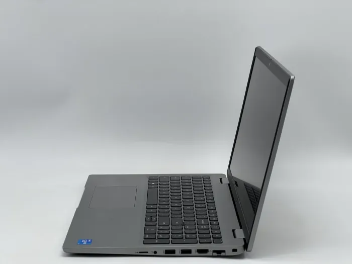 Ноутбук Dell Latitude 5520, i5-1145G7, 16 GB, 240 GB, Intel Iris Xe Graphics, 1920x1080, IPS [SH26071154] БУ - зображення 3