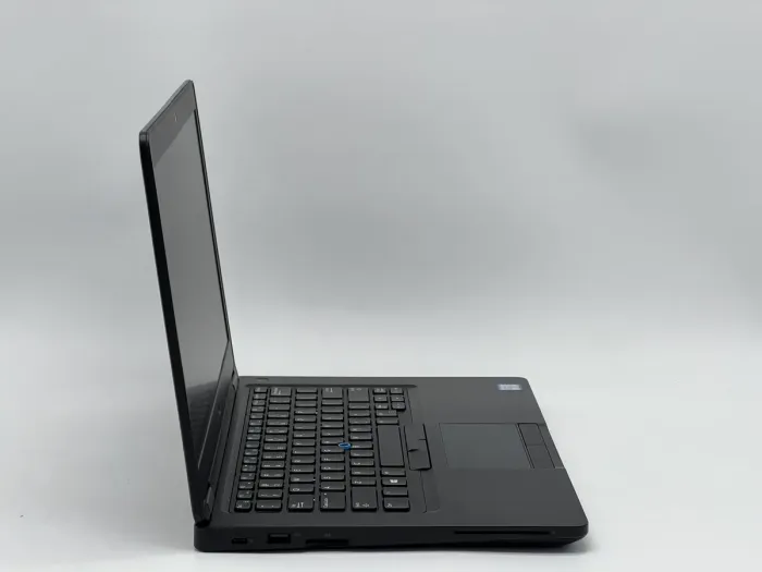 Ноутбук Dell Latitude 5490, i5-8350U, 8 GB, 240 GB, Intel UHD Graphics 620, 1366x768, TN [SH2604055] БУ - зображення 2