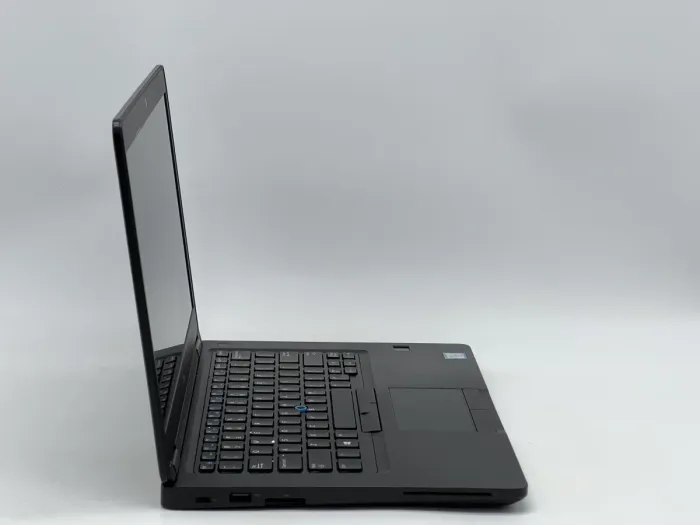 Ноутбук Dell Latitude 5490, i5-7300U, 8 GB, 240 GB, Intel HD Graphics 620, 1920x1080, IPS [SH2605730] БУ - зображення 2
