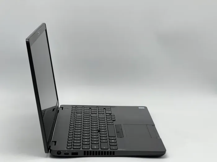 Ноутбук Dell Latitude 5500, i5-8265U, 16 GB, 240 GB, Intel UHD 620, 1920x1080, IPS [SH2504924] БУ - изображение 2