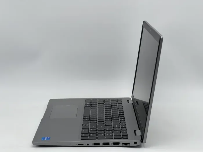 Ноутбук Dell Latitude 5520, i5-1135G7, 16 GB, 240 GB, Intel Iris Xe Graphics, 1920x1080, IPS [SH26061130] БУ - зображення 3