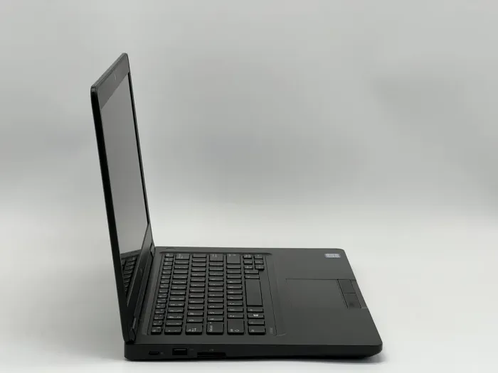 Ноутбук Dell Latitude 5480, i5-7300HQ, 16 GB, 240 GB, Intel HD Graphics 630, 1366x768, TN [SH26031223] БУ - зображення 2