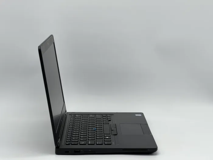 Ноутбук Dell Latitude 5480, i5-6300U, 8 GB, 120 GB, Intel HD Graphics 520, 1366x768, TN [SH2604152] БУ - зображення 2