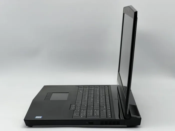 Ноутбук Dell Alienware 17 R4, i7-6820HK, 16 GB, 240 GB, NVIDIA GeForce GTX 1080, 1000 GB, 2560x1440, TN [SH2605892] БУ - зображення 3