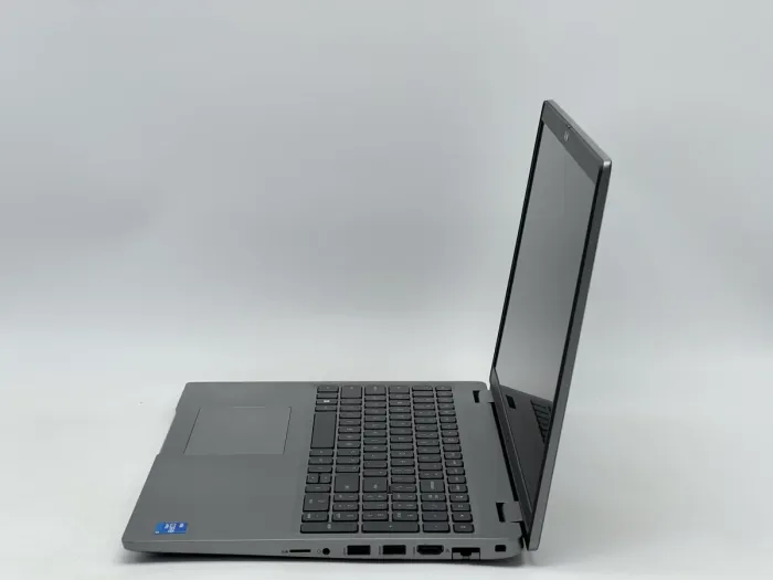 Ноутбук Dell Latitude 5520, i5-1145G7, 16 GB, 240 GB, Intel Iris Xe Graphics, 1920x1080, IPS [SH2609439] БУ - изображение 3