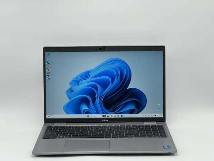 Ноутбук Dell Latitude 5520, i5-1145G7, 16 GB, 240 GB, Intel Iris Xe Graphics, 1920x1080, IPS [SH2605019] БУ - зображення 1