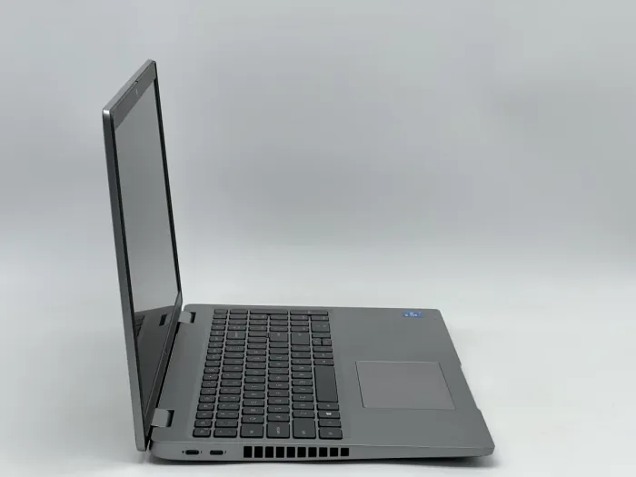 Ноутбук Dell Latitude 5520, i5-1145G7, 16 GB, 240 GB, Intel Iris Xe Graphics, 1920x1080, IPS [SH26061628] БУ - зображення 2
