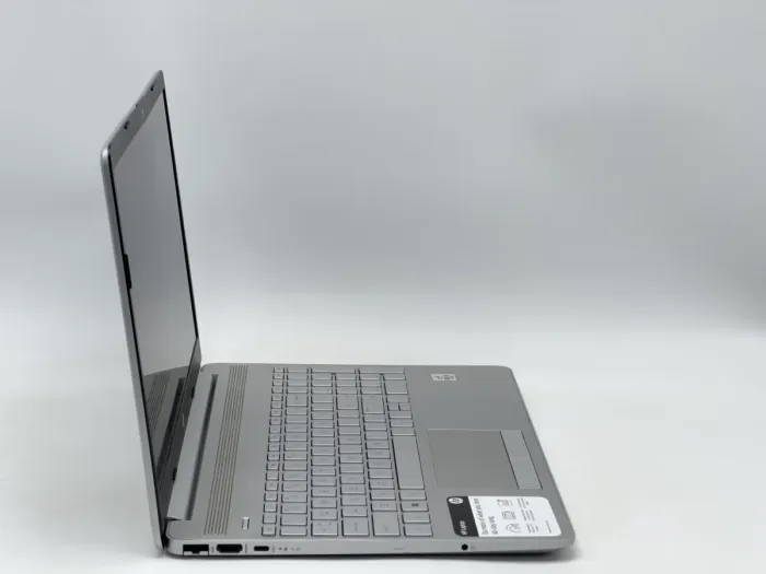 Ноутбук HP Laptop - 15-dw2048nr, i3-1005G1, 8 GB, 120 GB, Intel UHD Graphics, 1366x768, TN [SH26081116] БУ - зображення 2