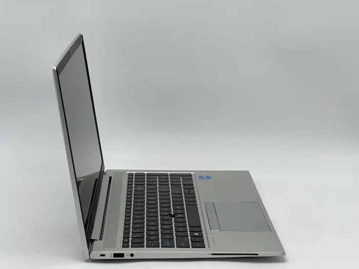 Ноутбук HP EliteBook 850 G8, i5-1145G7, 16 GB, 240 GB, Intel Iris Xe Graphics, 1920x1080, IPS [SH26061666] БУ - зображення 2