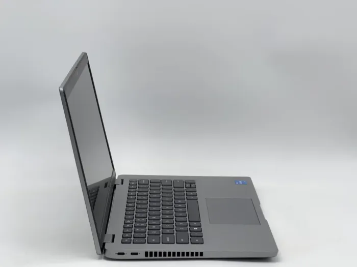 Ноутбук Dell Latitude 5430, i5-1235U, 16 GB, 240 GB, Intel® Iris® Xe Graphics, 1920x1080, IPS [SH2606498] БУ - зображення 2