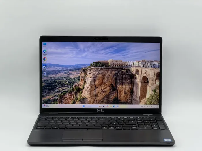 Ноутбук Dell Latitude 5500, i5-8365U, 16 GB, 240 GB, Intel UHD Graphics 620, 1920x1080, IPS [SH2505254] БУ - зображення 1