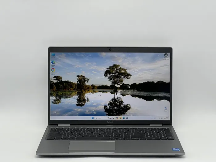 Ноутбук Dell Latitude 5520, i5-1145G7, 16 GB, 240 GB, Intel Iris Xe Graphics, 1920x1080, IPS [SH2601463] БУ - зображення 1