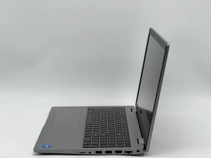 Ноутбук Dell Latitude 5520, i5-1145G7, 16 GB, 240 GB, Intel Iris Xe Graphics, 1920x1080, IPS [SH2608377] БУ - изображение 3